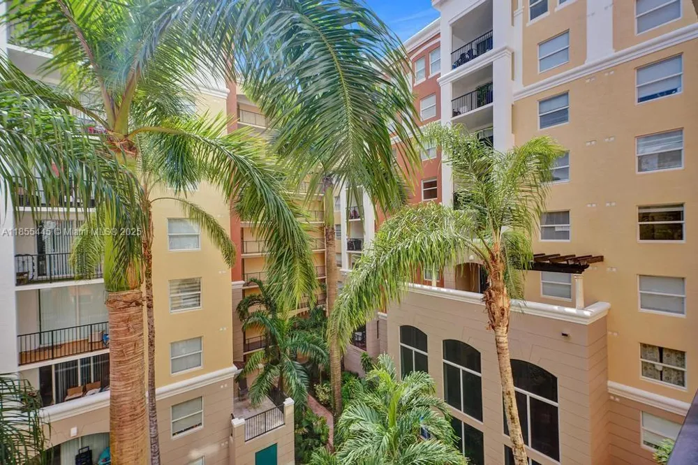 17100 Bay Rd #1511 Sunny Isles Beach, FL 33160