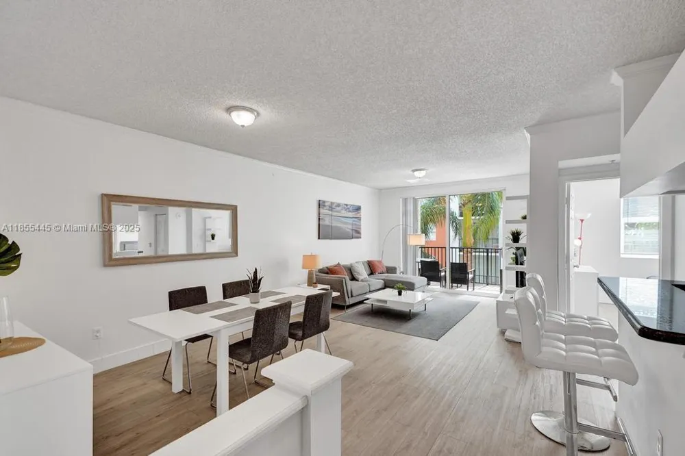 17100 Bay Rd #1511 Sunny Isles Beach, FL 33160