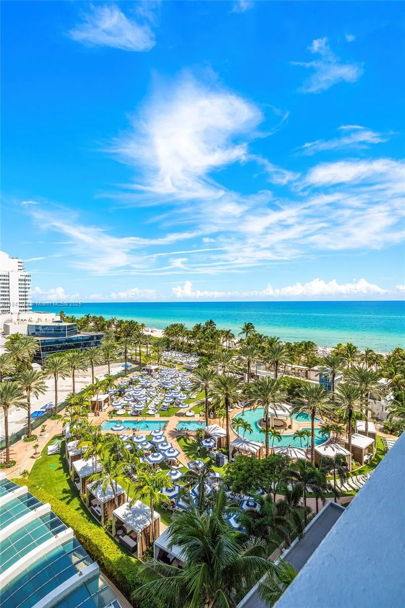 4391 Collins Ave #802 Miami Beach, FL 33140