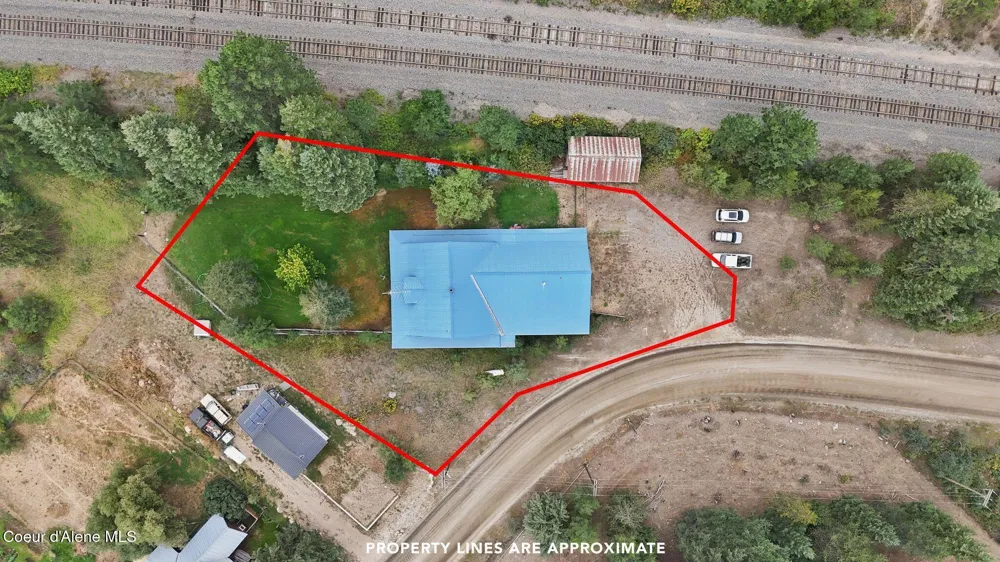 6702 Kelso Lake Road Athol, ID 83801