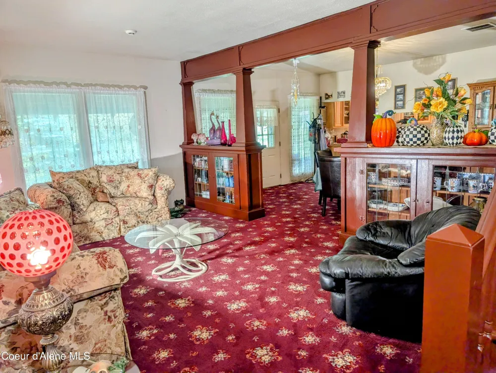 6702 Kelso Lake Road Athol, ID 83801