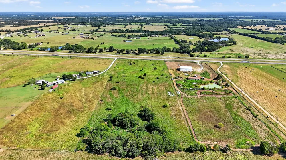 W US Highway 82 Savoy, TX 75479