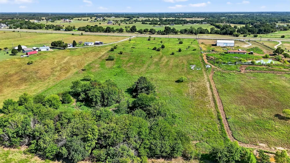 W US Highway 82 Savoy, TX 75479