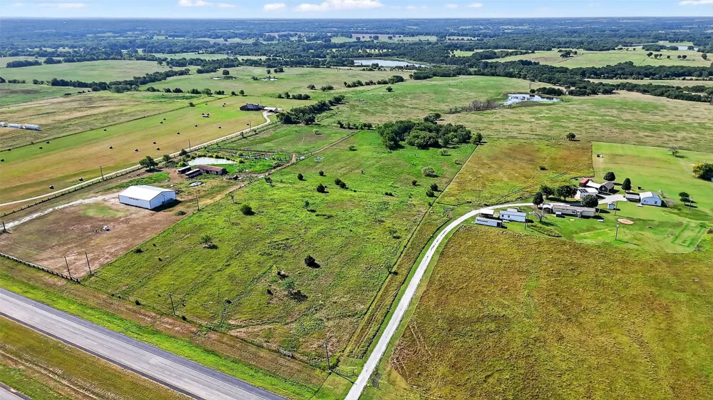 W US Highway 82 Savoy, TX 75479