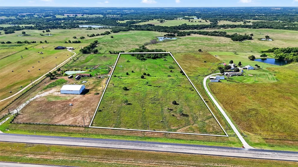 W US Highway 82 Savoy, TX 75479