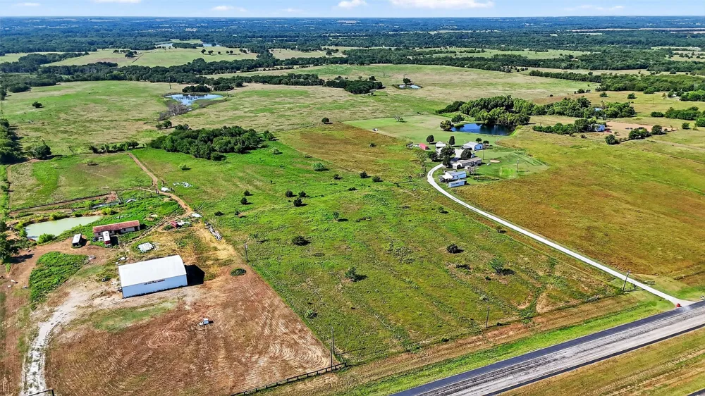 W US Highway 82 Savoy, TX 75479