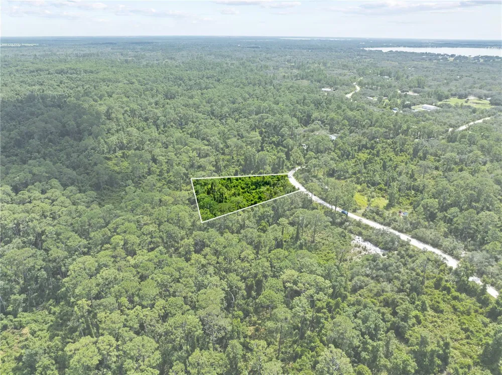 2641 BEAR RUN S Frostproof, FL 33843