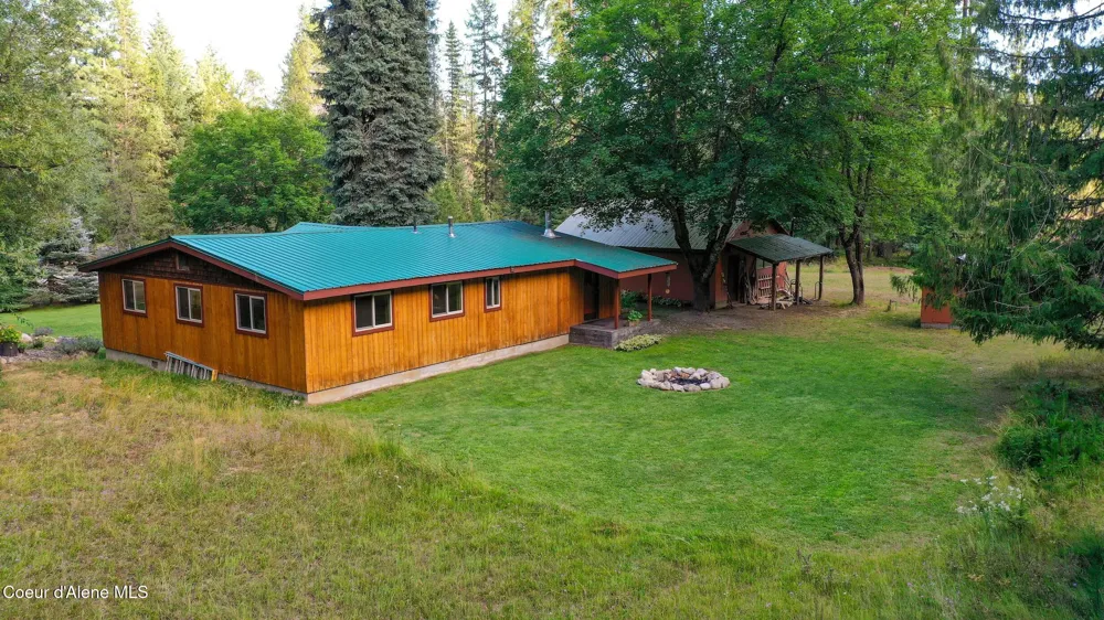 430 Nordman Nordman, ID 83848