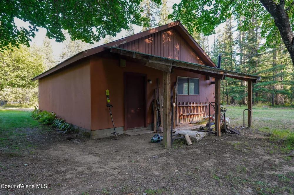 430 Nordman Nordman, ID 83848