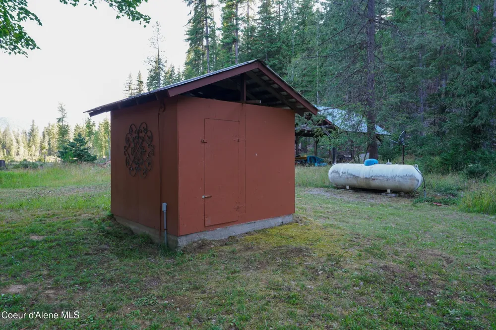 430 Nordman Nordman, ID 83848