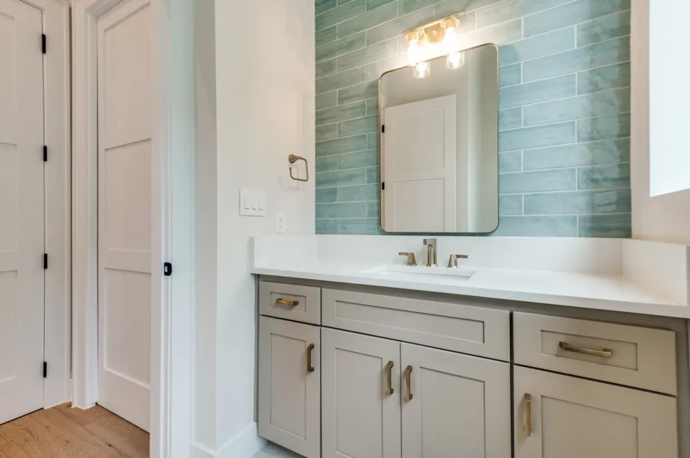 250 E Dallas Road #119 Grapevine, TX 76051