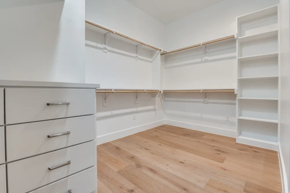 250 E Dallas Road #119 Grapevine, TX 76051