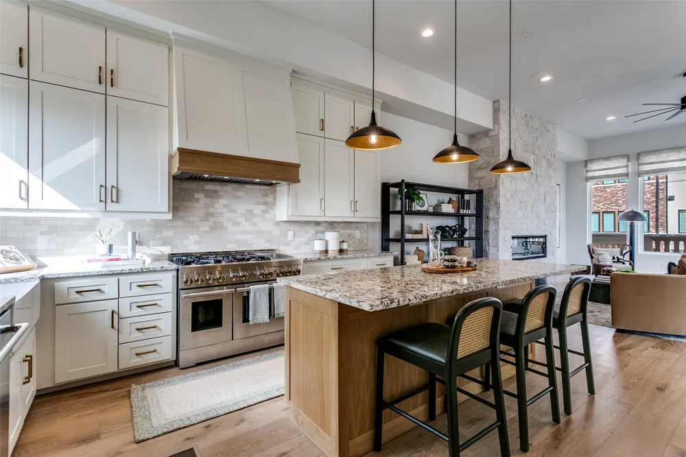 250 E Dallas Road #119 Grapevine, TX 76051