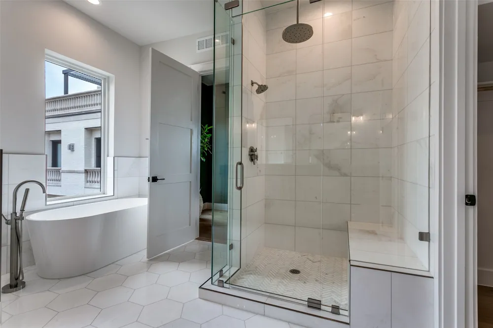 250 E Dallas Road #119 Grapevine, TX 76051