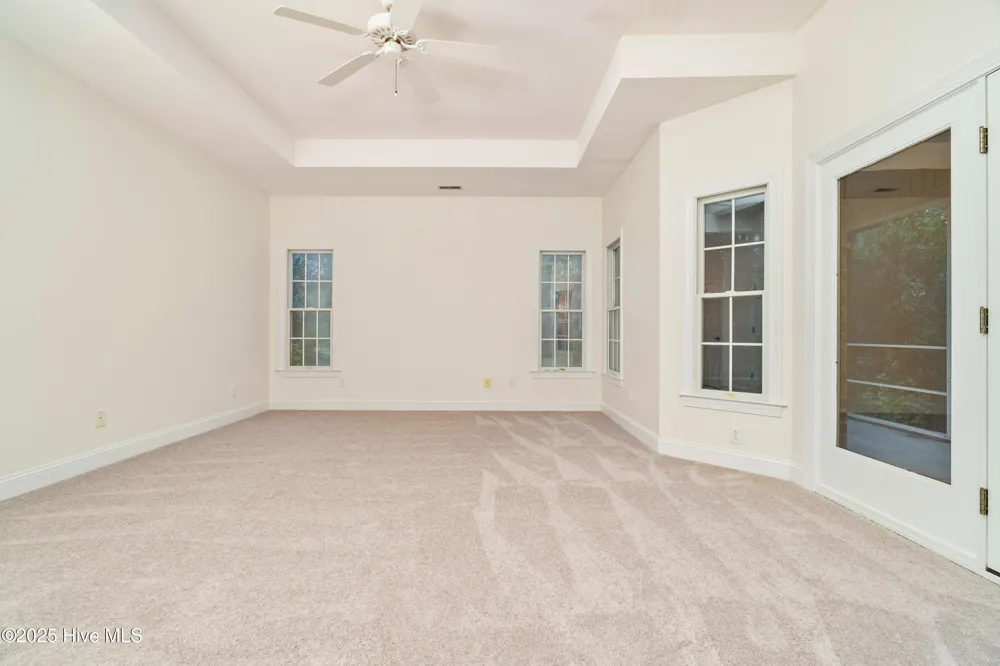 5529 Sandpiper Drive Oriental, NC 28571