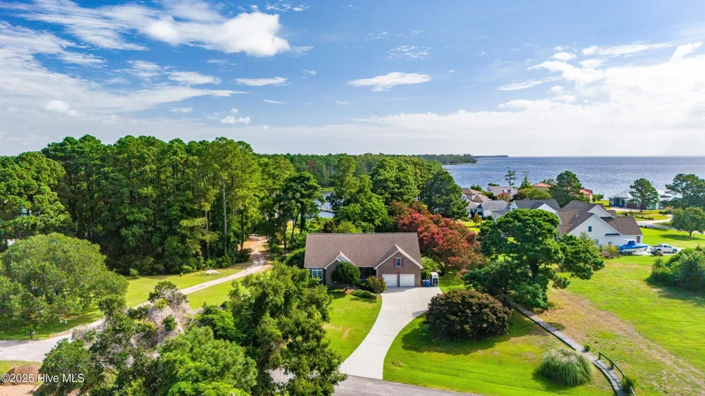 5529 Sandpiper Drive Oriental, NC 28571