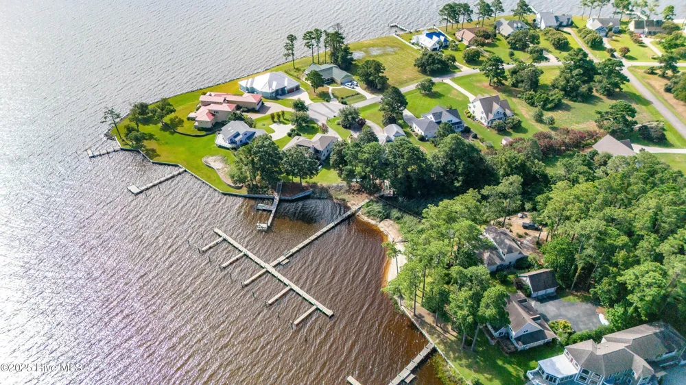 5529 Sandpiper Drive Oriental, NC 28571