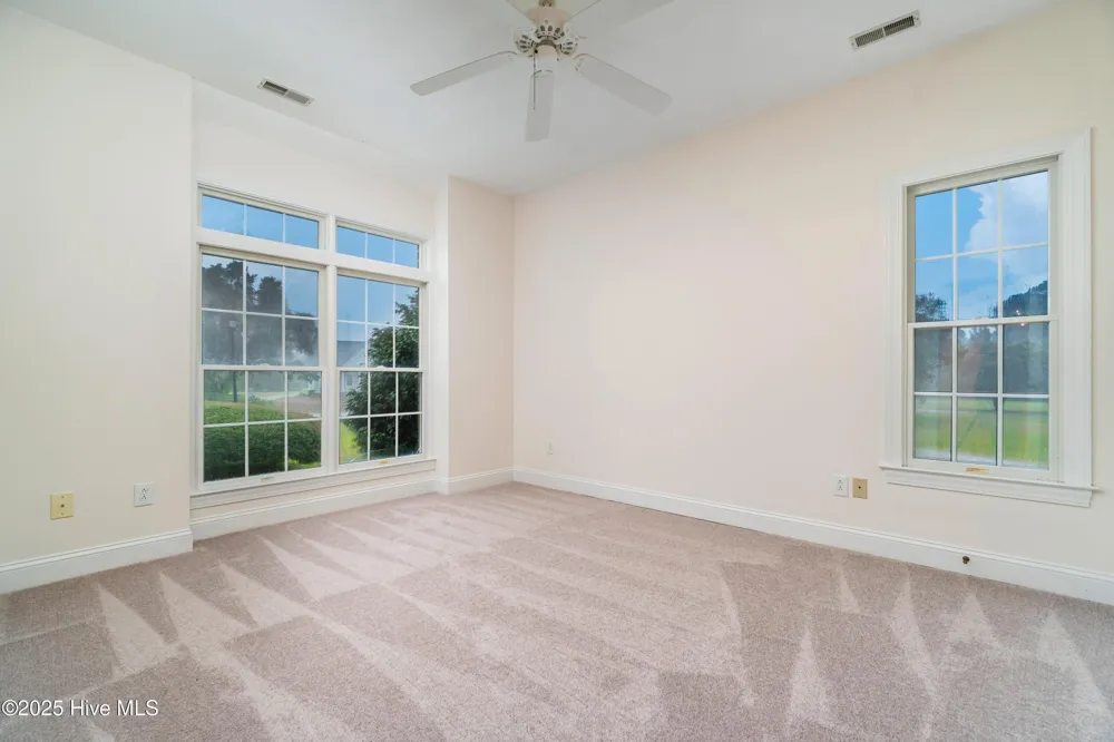 5529 Sandpiper Drive Oriental, NC 28571