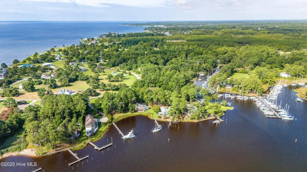 5529 Sandpiper Drive Oriental, NC 28571