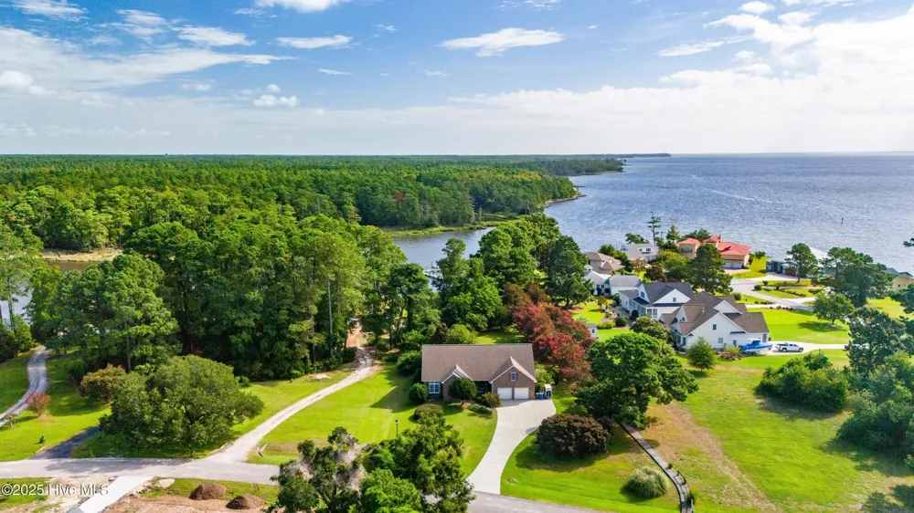 5529 Sandpiper Drive Oriental, NC 28571