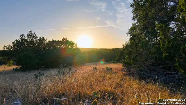 510 Pr 2535 Mico, TX 78056