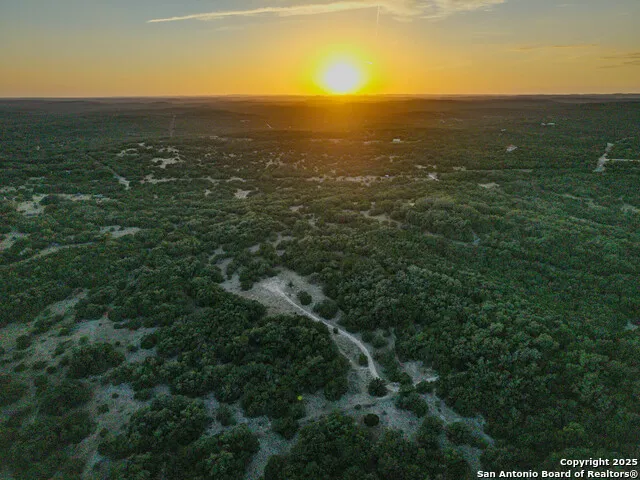 510 Pr 2535 Mico, TX 78056