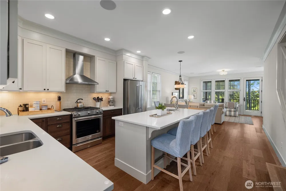 34 Seaside Lane Pacific Beach, WA 98571