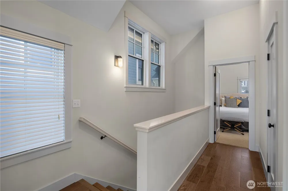 34 Seaside Lane Pacific Beach, WA 98571