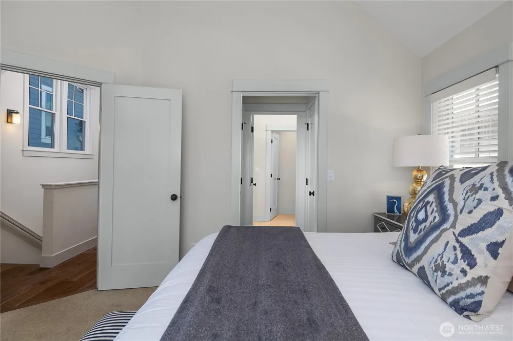 34 Seaside Lane Pacific Beach, WA 98571