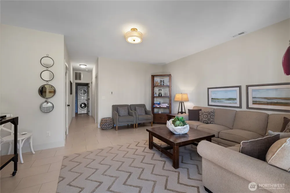 34 Seaside Lane Pacific Beach, WA 98571