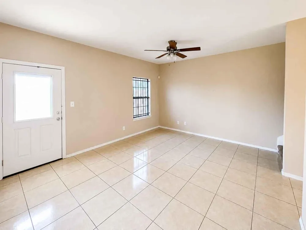 1023 Yellow Hammer Street Rio Grande City, TX 78582