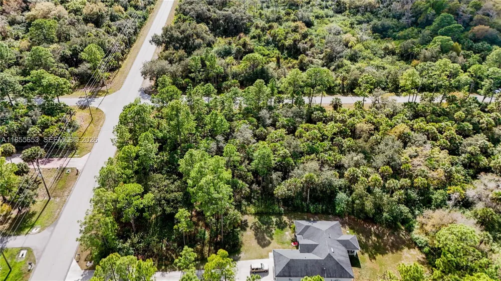 3132 SE 24 Ave Naples, FL 34117