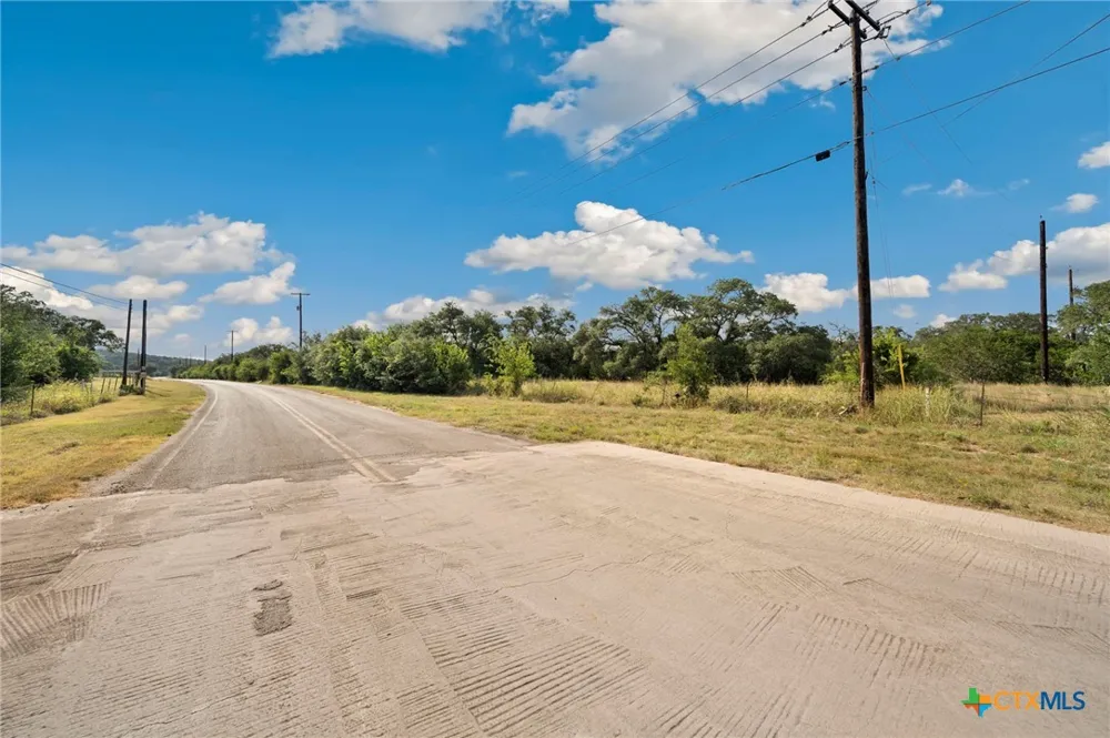 1732 Herbelin Road New Braunfels, TX 78132
