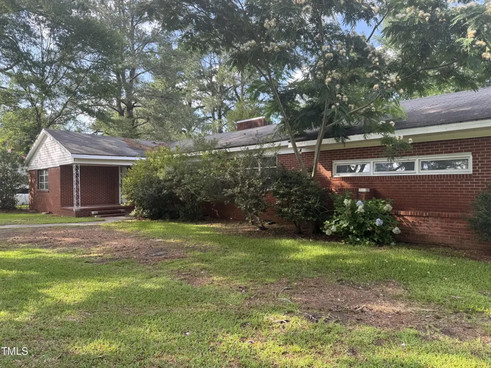 324 S Bank Street Roper, NC 27970