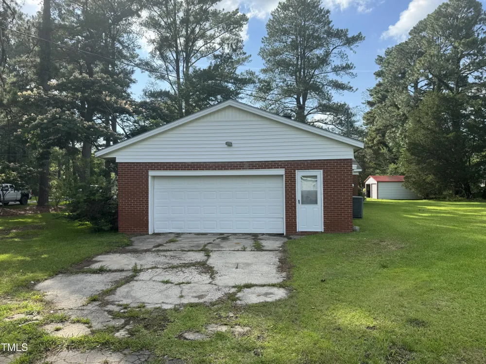 324 S Bank Street Roper, NC 27970
