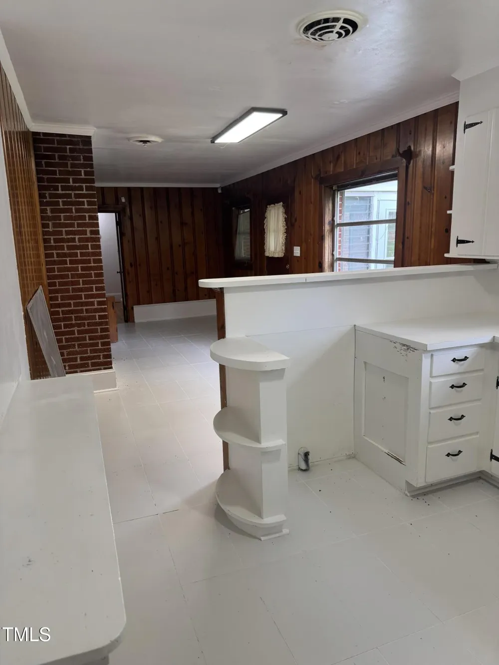 324 S Bank Street Roper, NC 27970