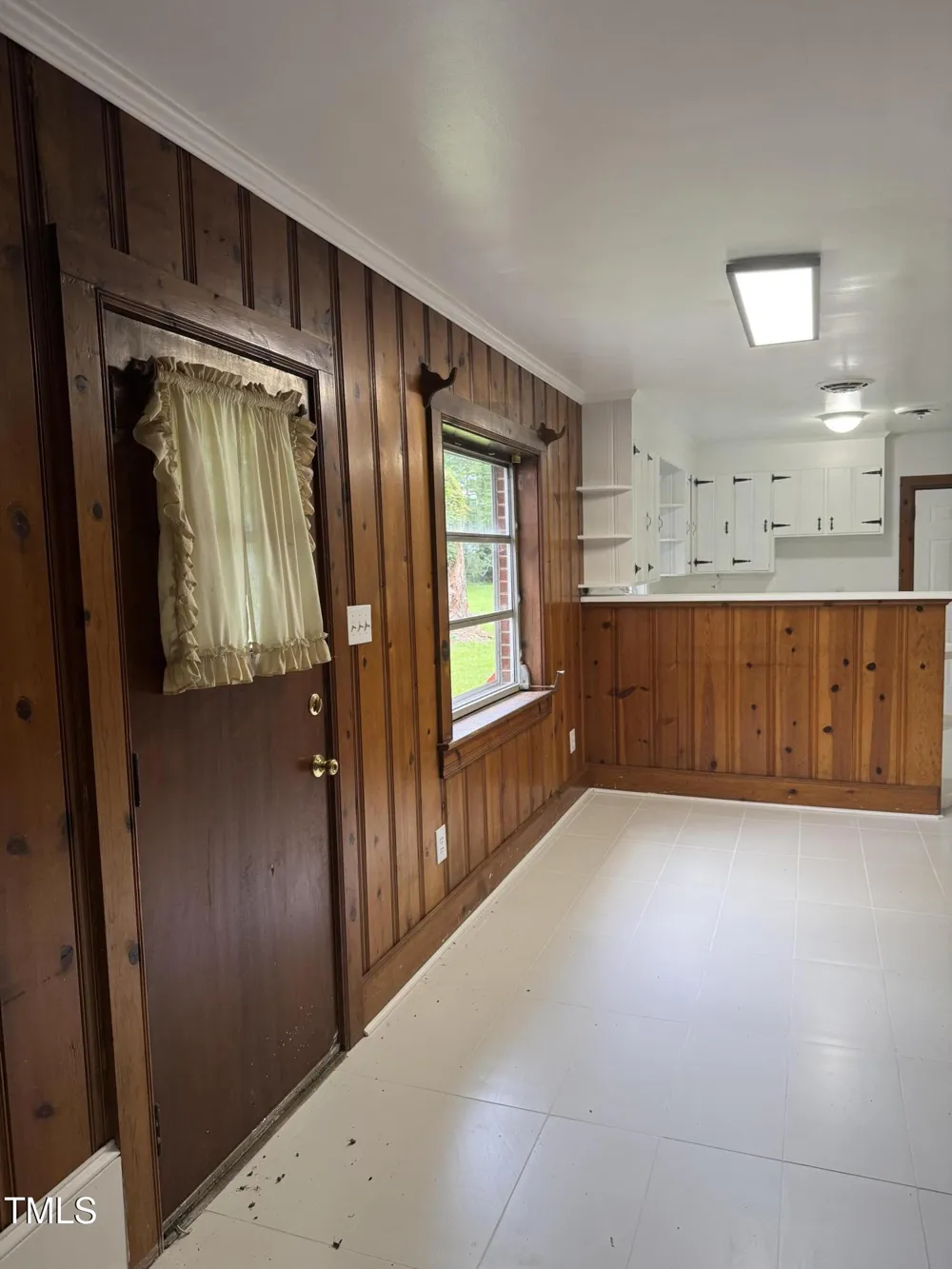 324 S Bank Street Roper, NC 27970