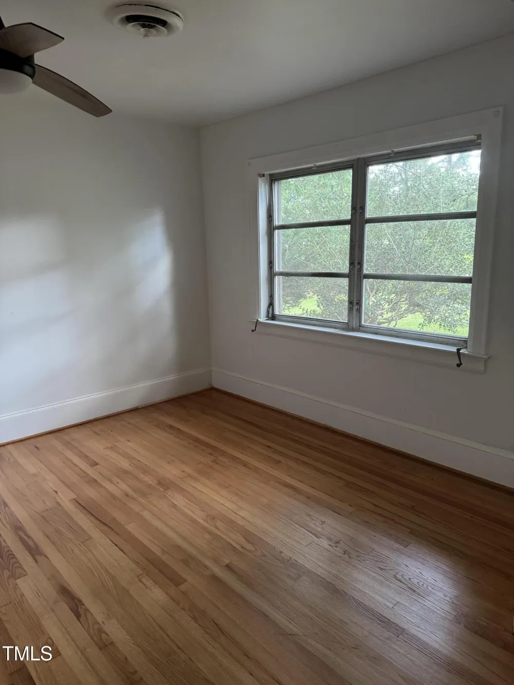 324 S Bank Street Roper, NC 27970