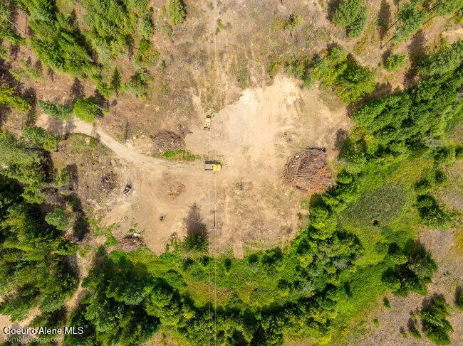 197 Schneiders Road Sagle, ID 83860