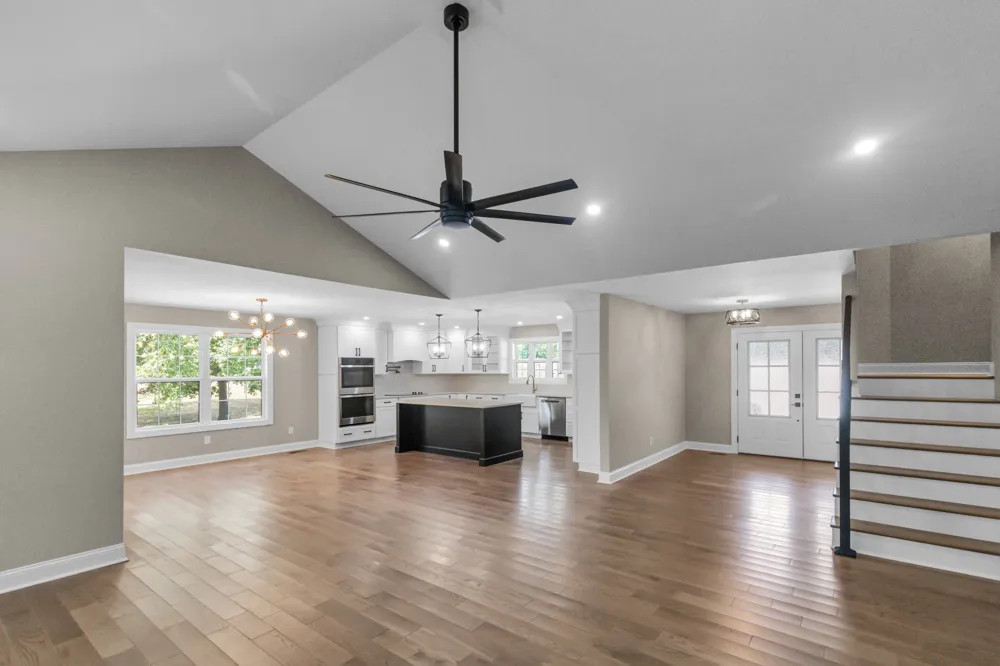 138 Tamatha Dr Paris, TN 38242