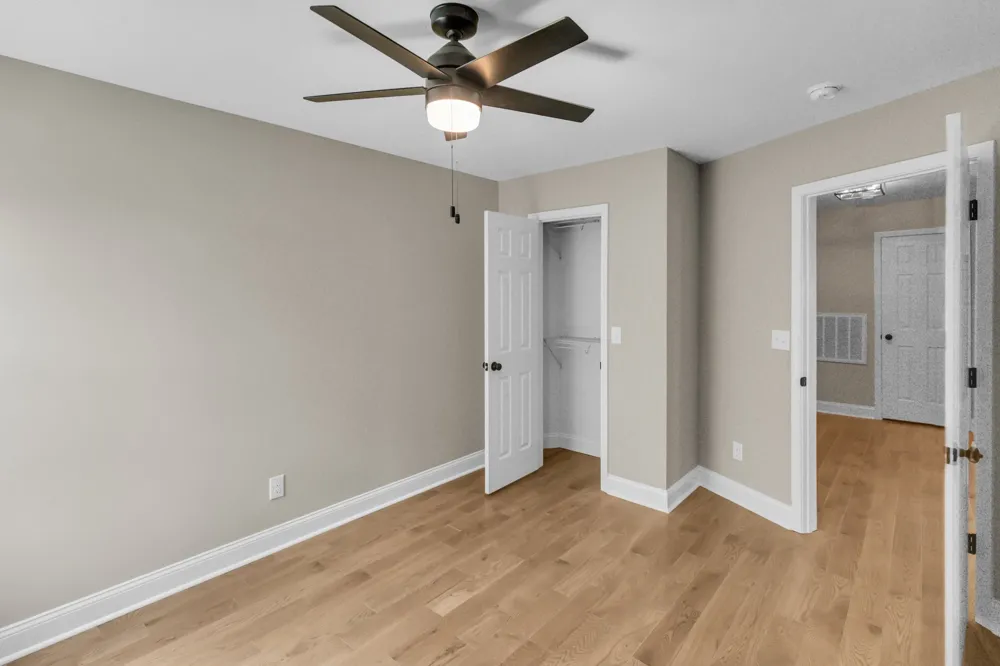 138 Tamatha Dr Paris, TN 38242
