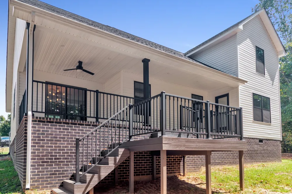 138 Tamatha Dr Paris, TN 38242