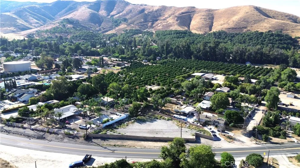 2456 Mill Creek Road Mentone, CA 92359
