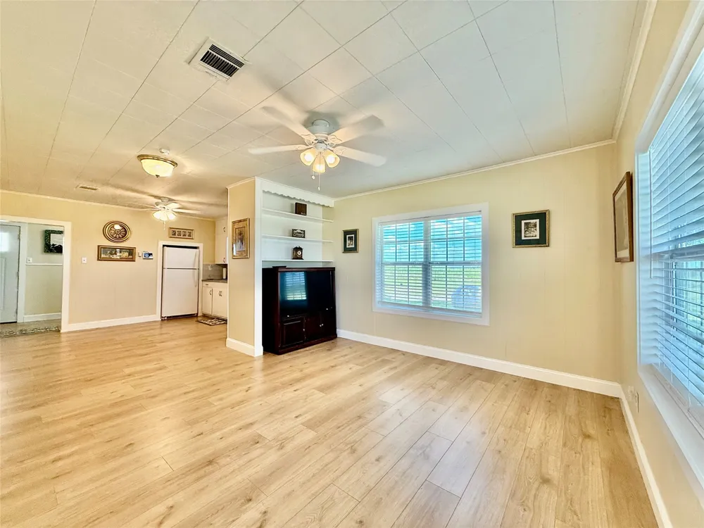 596 County Road 3425 Clifton, TX 76634