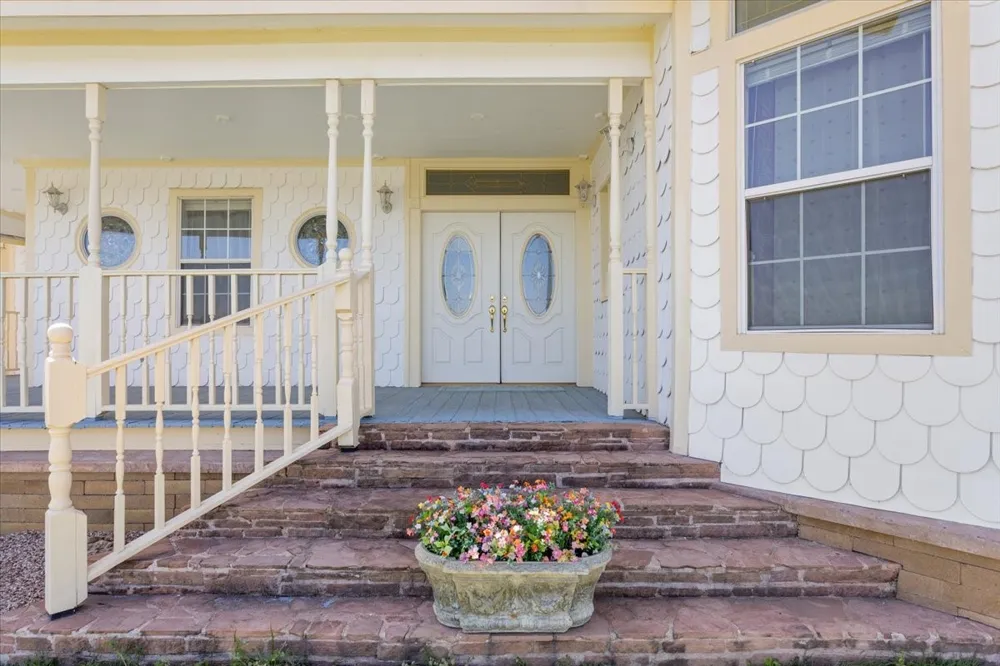 596 County Road 3425 Clifton, TX 76634