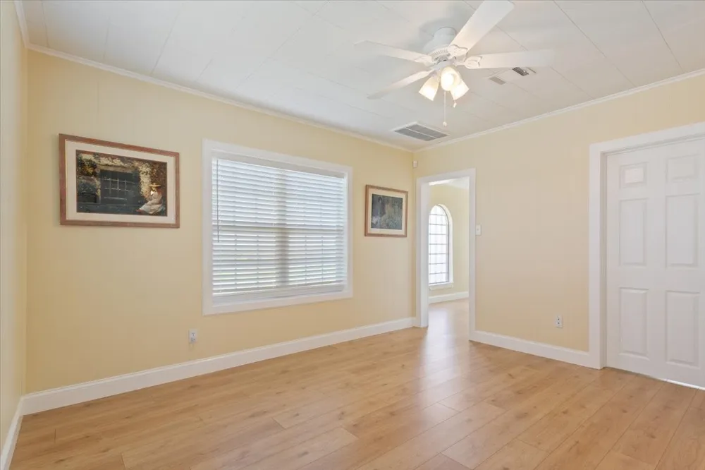 596 County Road 3425 Clifton, TX 76634