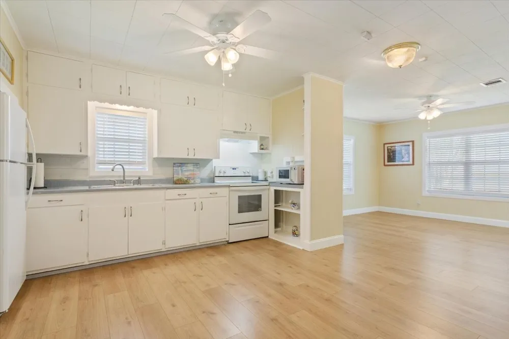 596 County Road 3425 Clifton, TX 76634