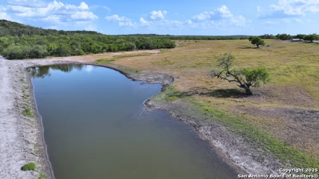 32 AC Fm 791 Falls City, TX 78113