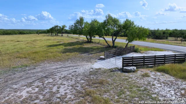 32 AC Fm 791 Falls City, TX 78113