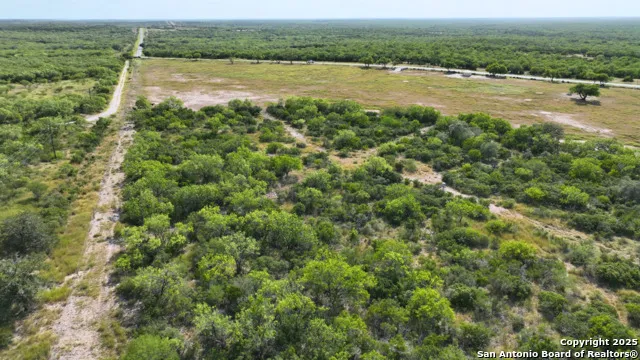 32 AC Fm 791 Falls City, TX 78113